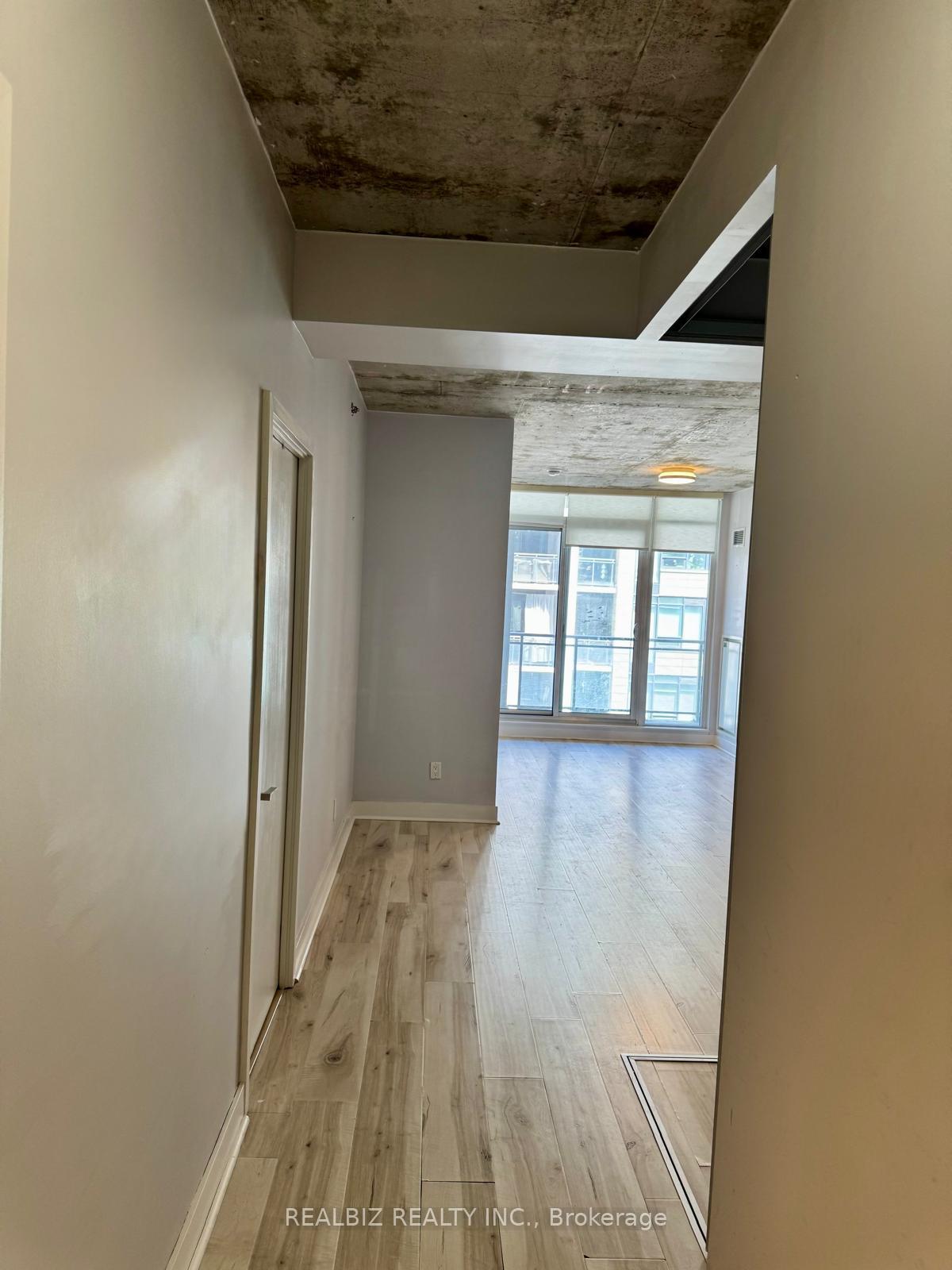 429 - 20 Minowan Miikan Lane, Toronto C01, ON, exterior