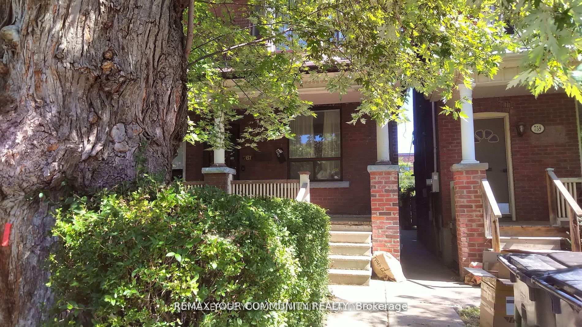 Bsmt - 761 Markham Street, Toronto C02, ON, exterior