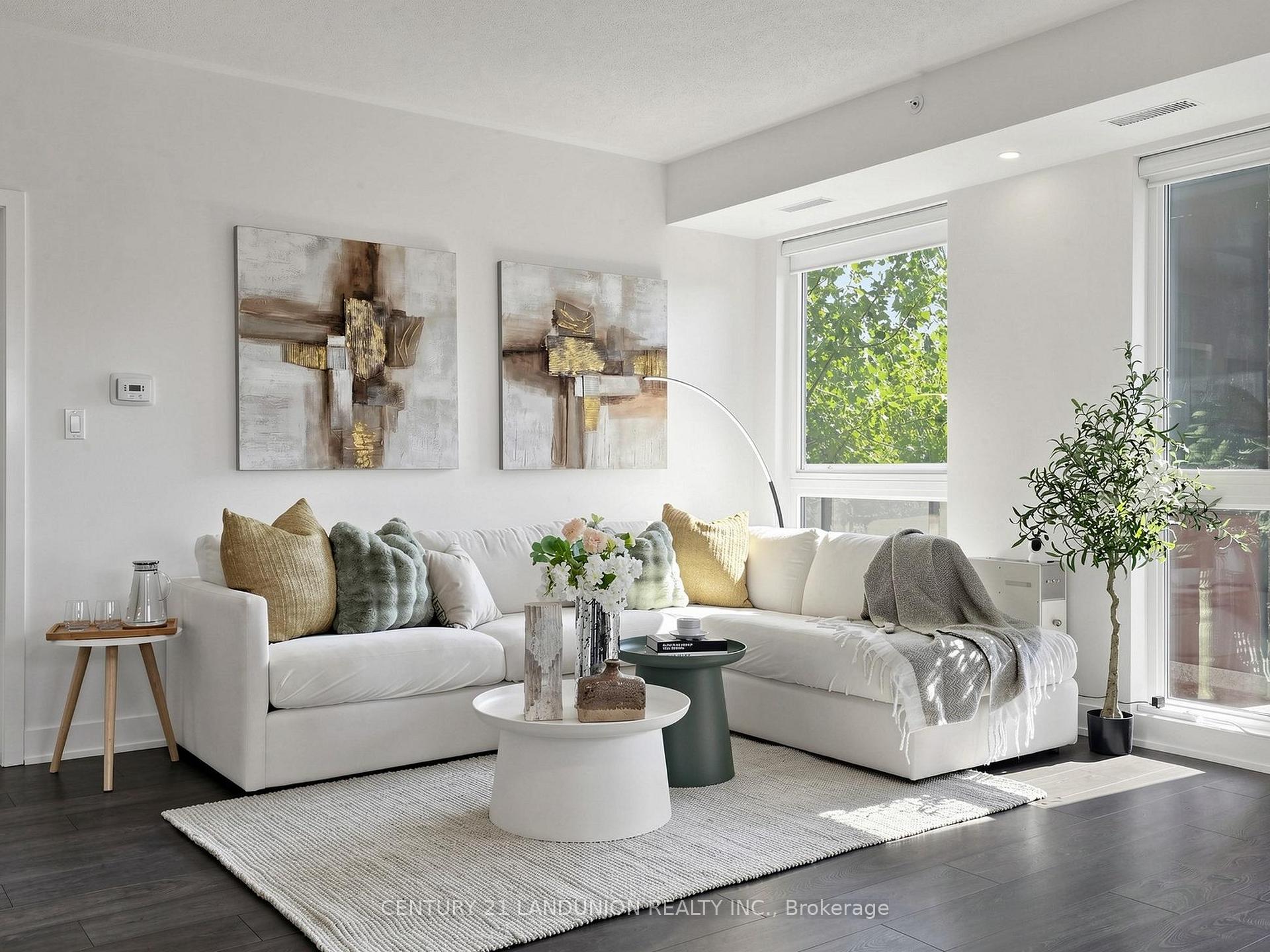 211 - 1 Climo Lane, Markham, ON, exterior