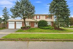 129 Briarscross Boulevard, Toronto E07, ON, exterior