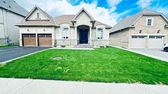48 Beacon Hill Drive, Brampton, ON, exterior