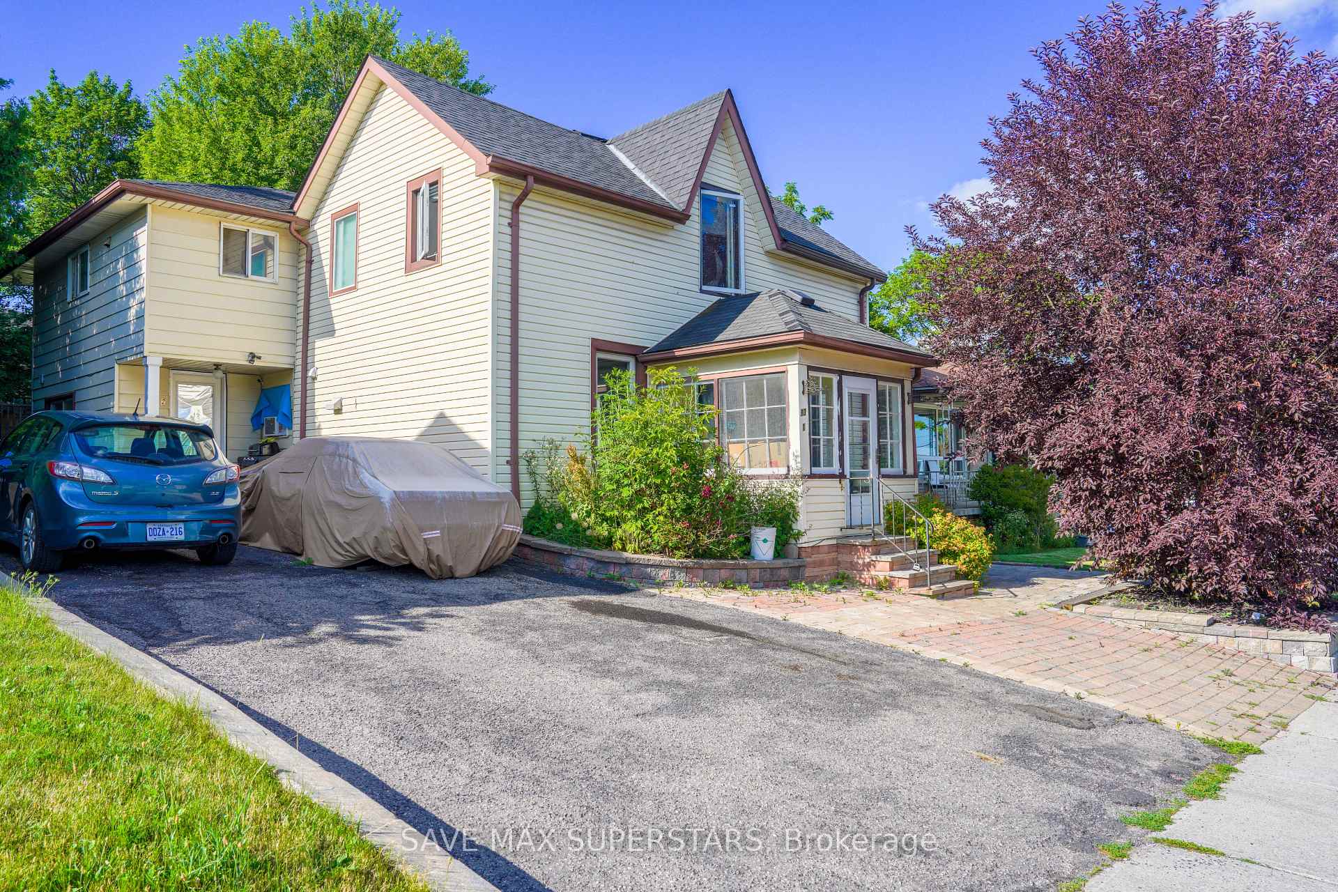 93 John Street E, Bradford West Gwillimbury, ON, exterior