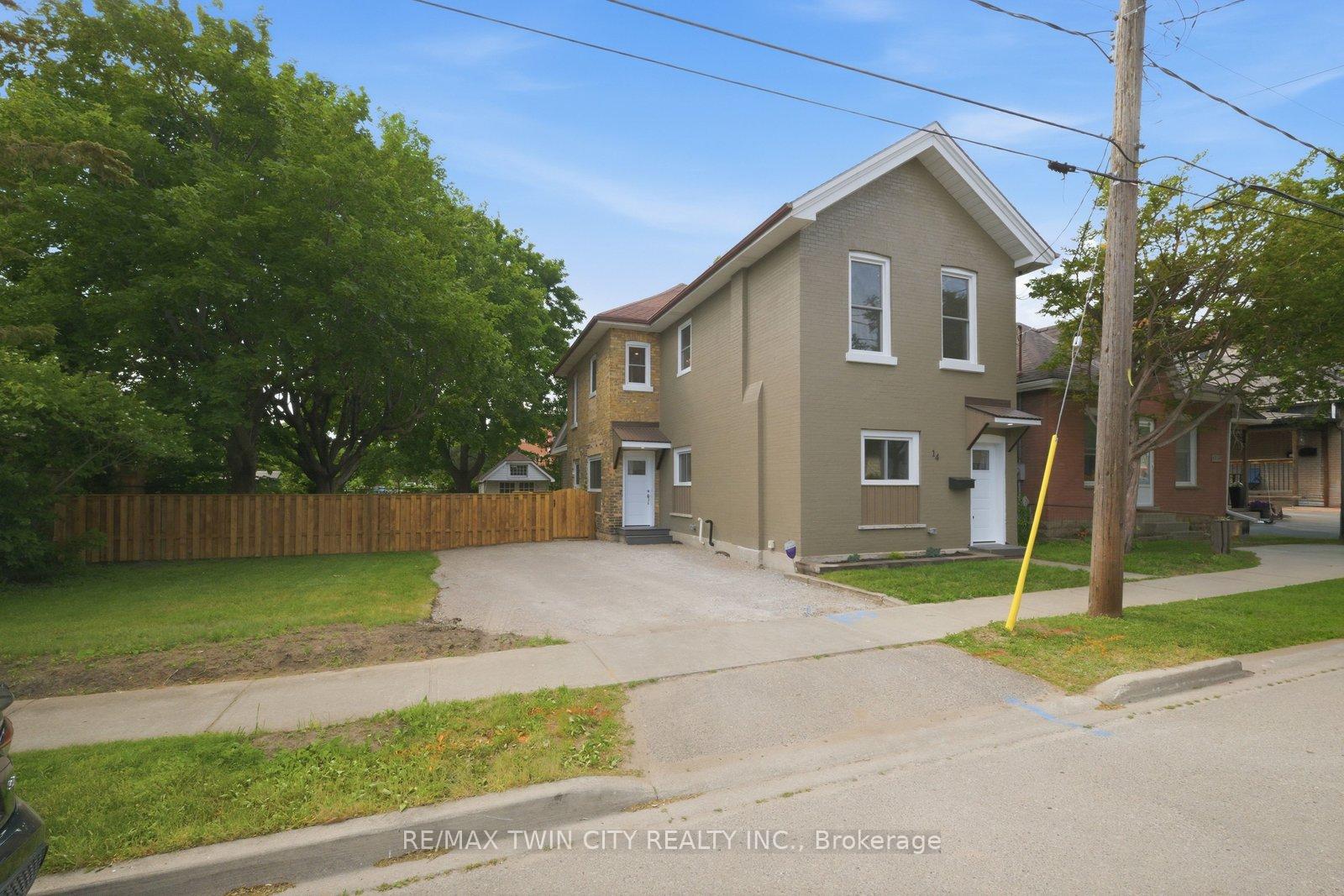 14 Bond Street, Brantford, ON, exterior