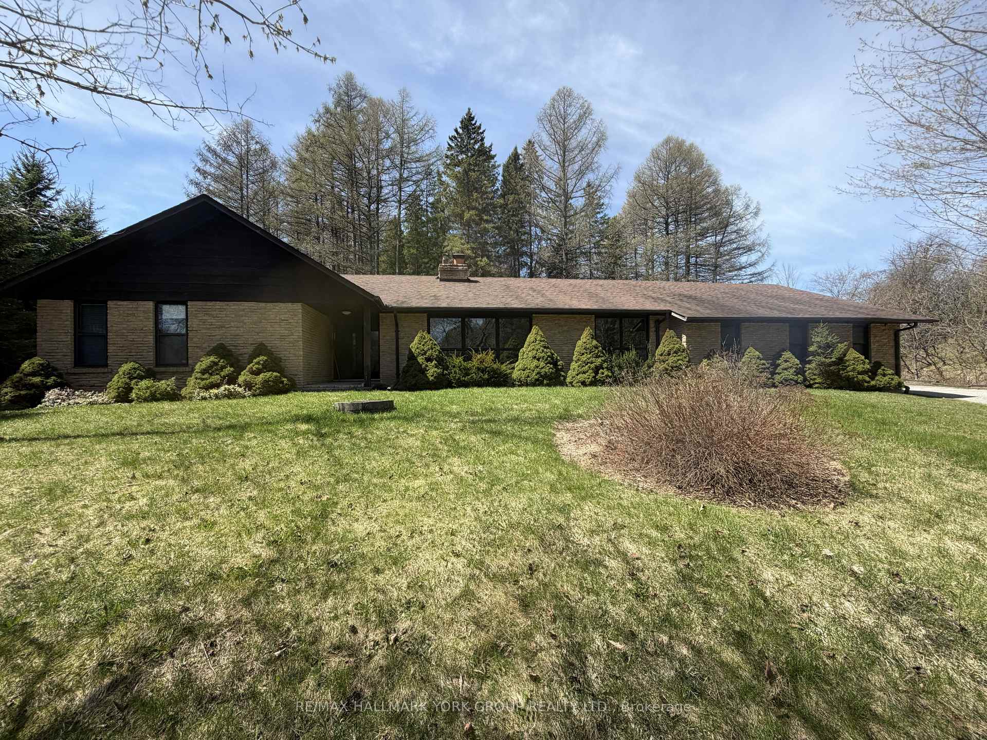 570 Kettleby Road, King, ON, exterior
