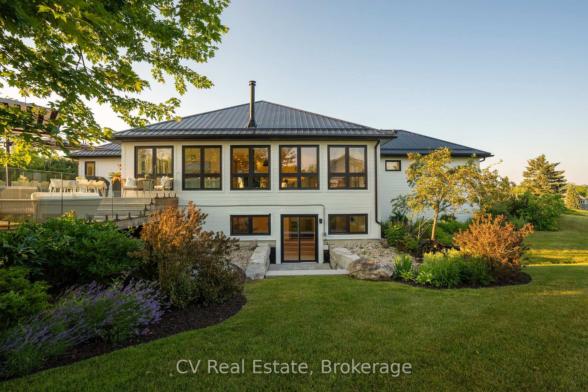 104 Ridgecrest Lane, Meaford, ON, exterior