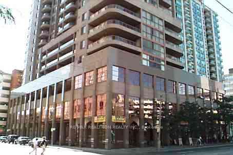 1208 - 736 Bay Street, Toronto C01, ON, exterior
