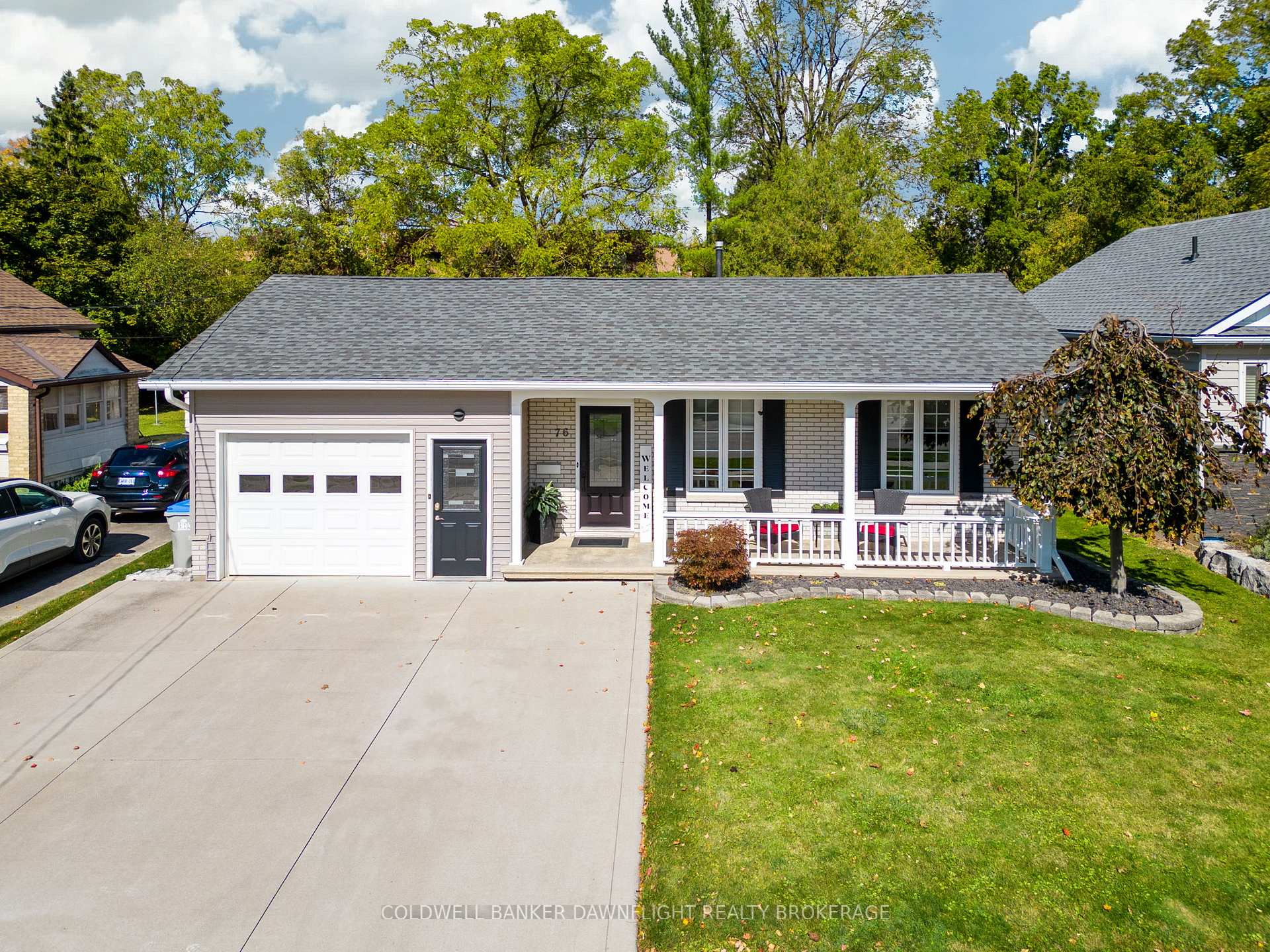 76 Sanders Street W, South Huron, ON, exterior