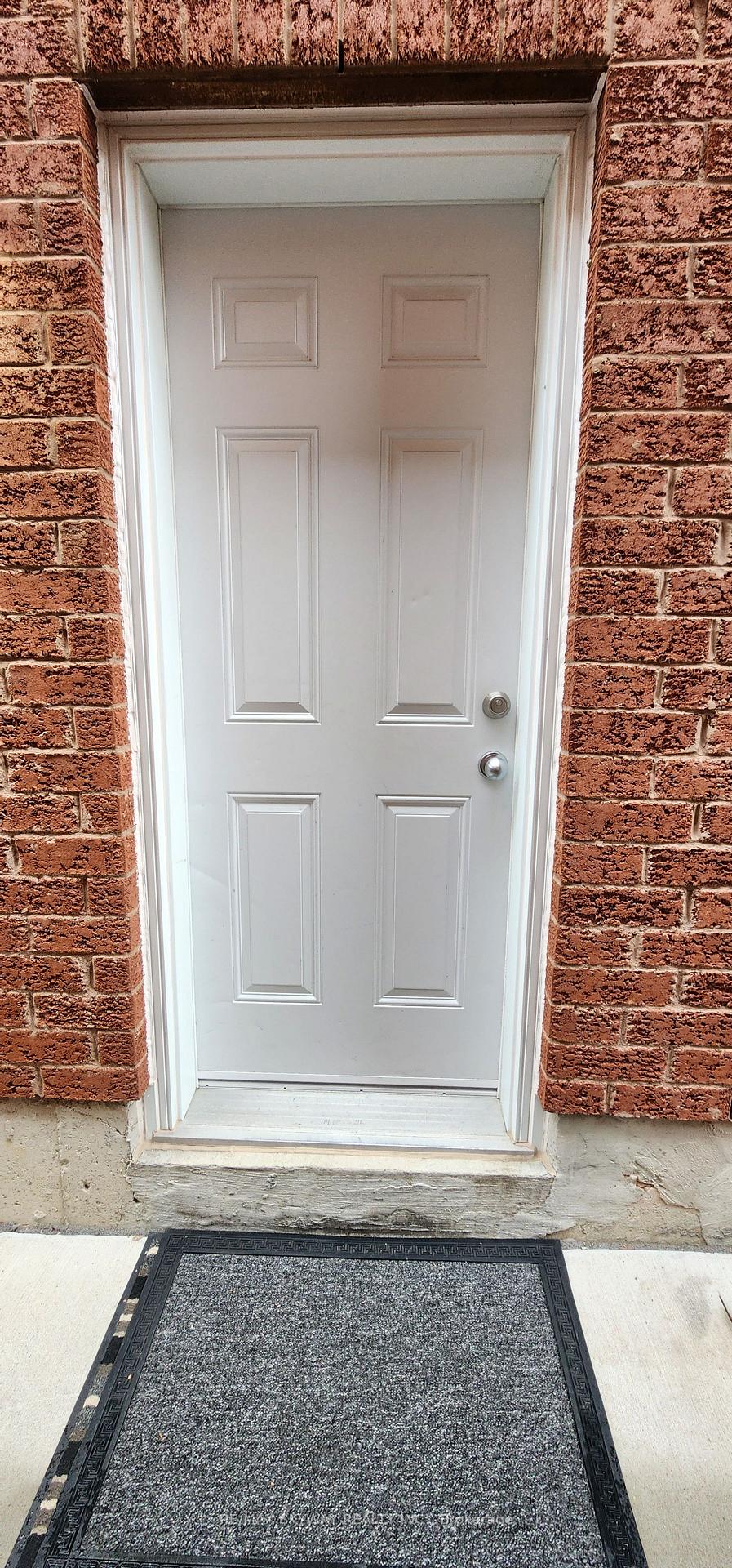 68 Cobblehill Crescent, Brampton, ON, exterior