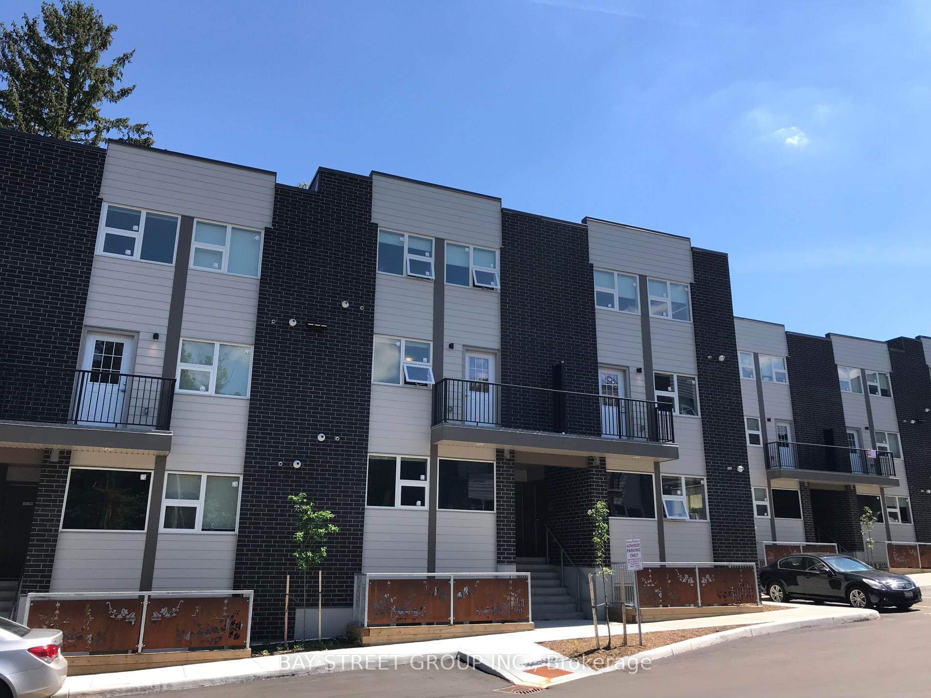 217 - 288 Albert Street, Waterloo, ON, exterior