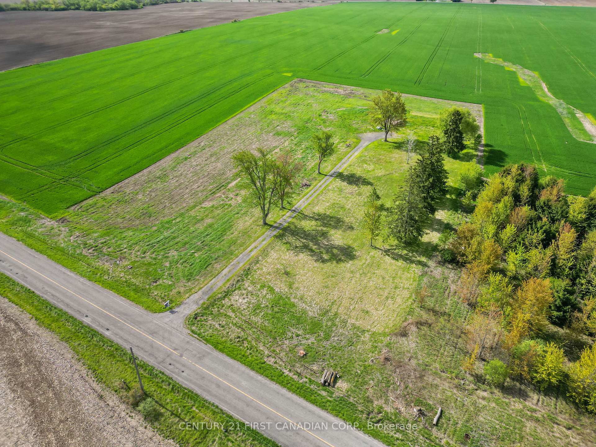 3859 Wardell Drive, Adelaide Metcalfe, ON, exterior
