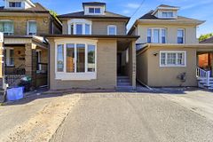 968 MAIN Street E, Hamilton, ON, exterior