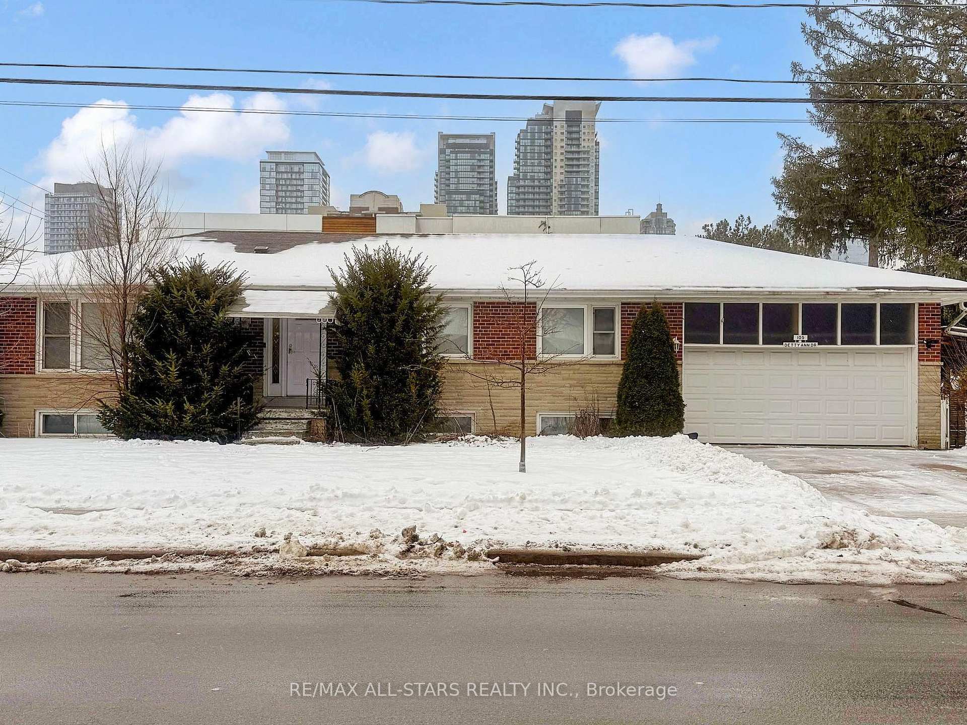 105 Betty Ann Drive, Toronto C07, ON, exterior