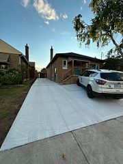 UPPER LEVEL - 102 Wilson Road S, Oshawa, ON, exterior