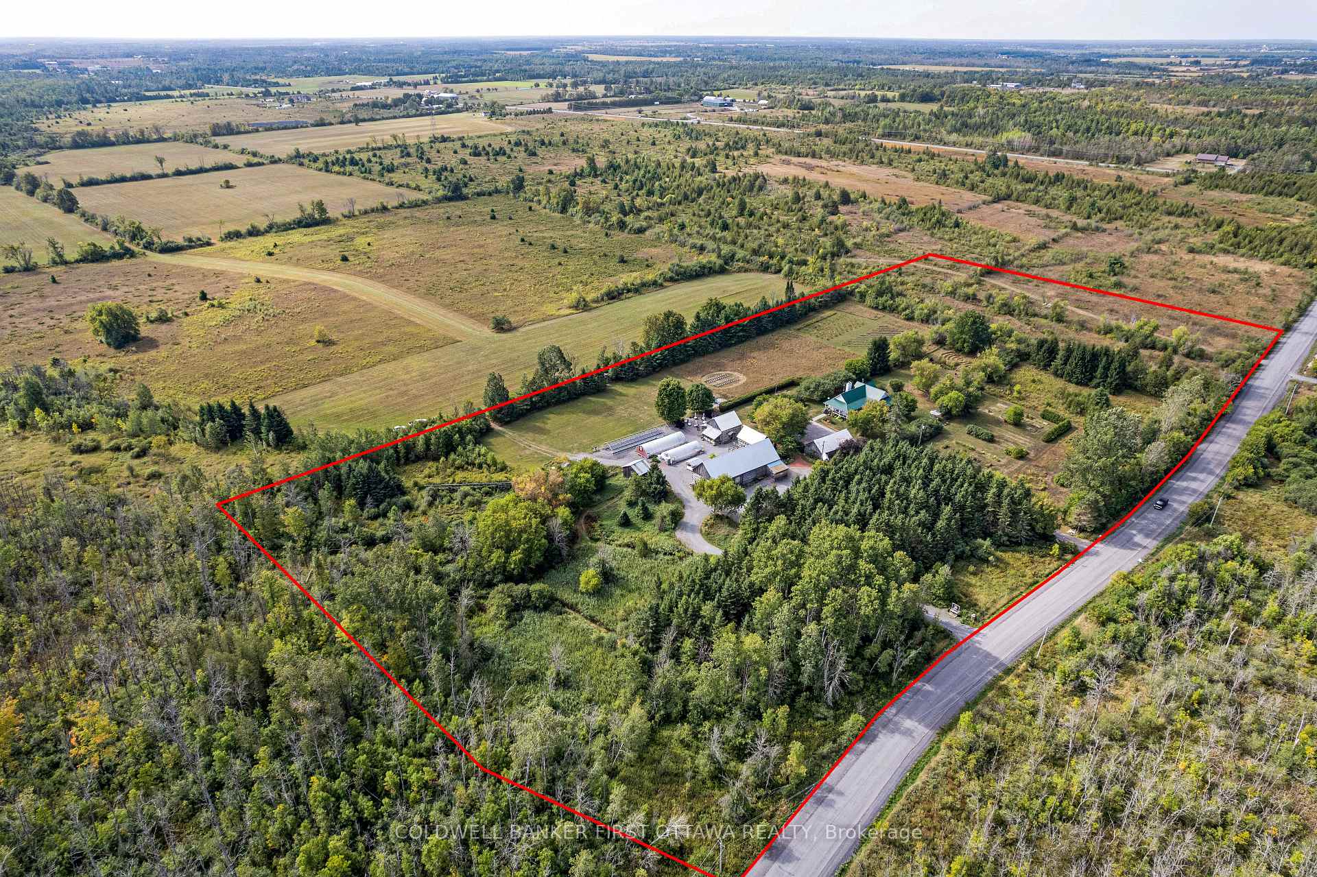 3840 Old Almonte Road, Carp - Huntley Ward, ON, exterior