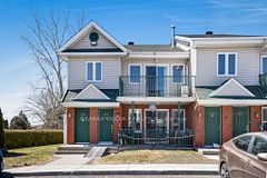 208 - 2927 Laurier Street, Clarence-Rockland, ON, exterior