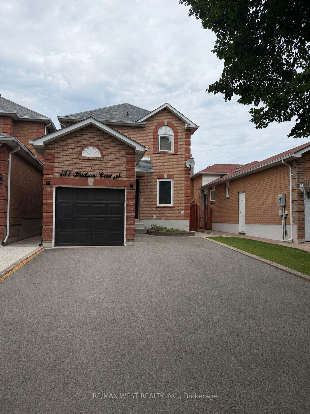 137 Hudson Crescent, Bradford West Gwillimbury, ON, exterior