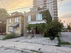 66 Fullarton Street, London East, ON, exterior