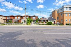 1657 Keele Street, Toronto W03, ON, exterior