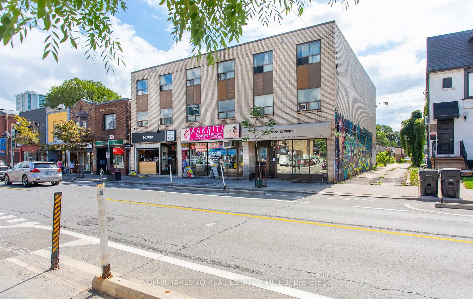 3 - 1071A Bloor Street W, Toronto C01, ON, exterior
