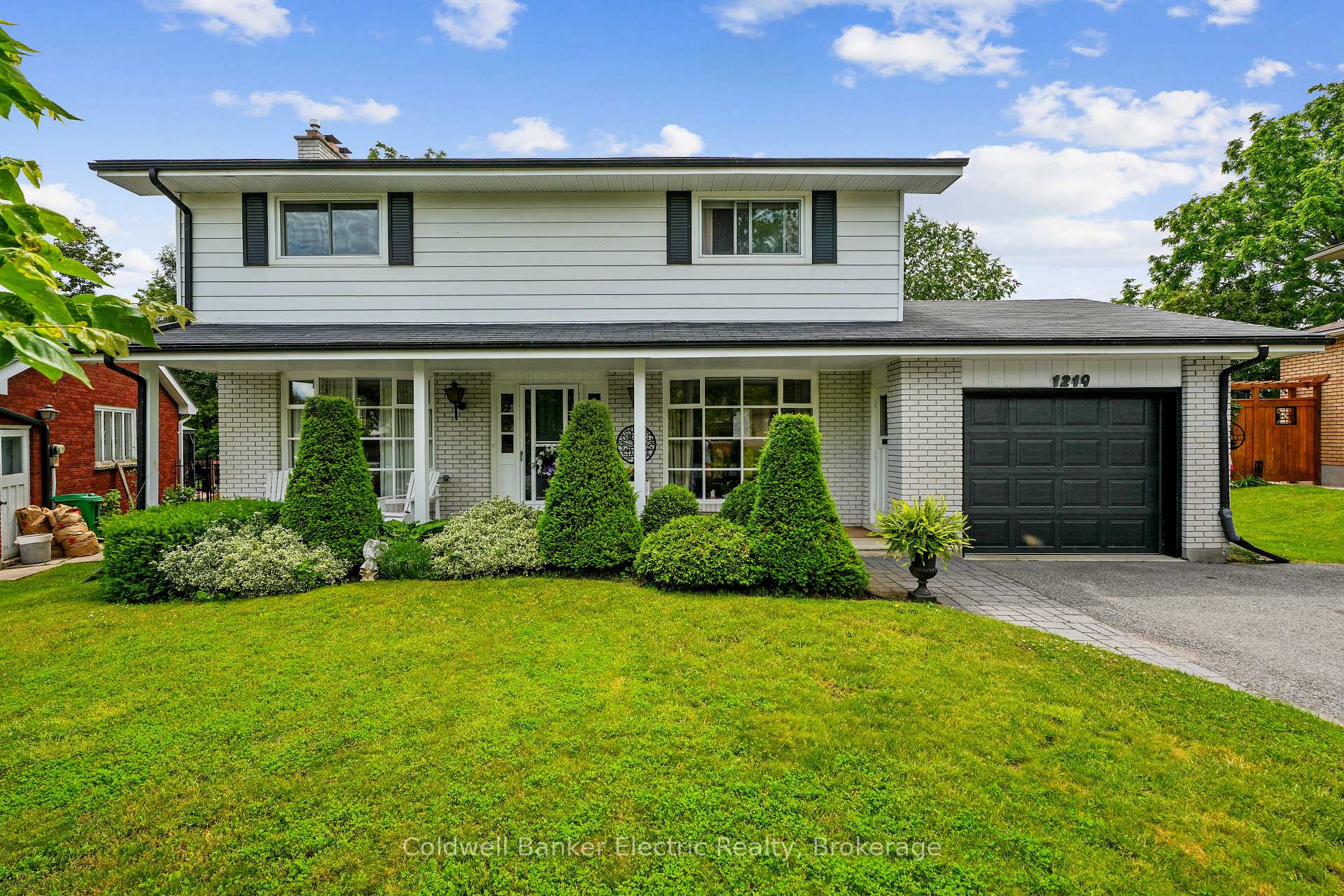 1219 Edmison Drive, Peterborough, ON, exterior