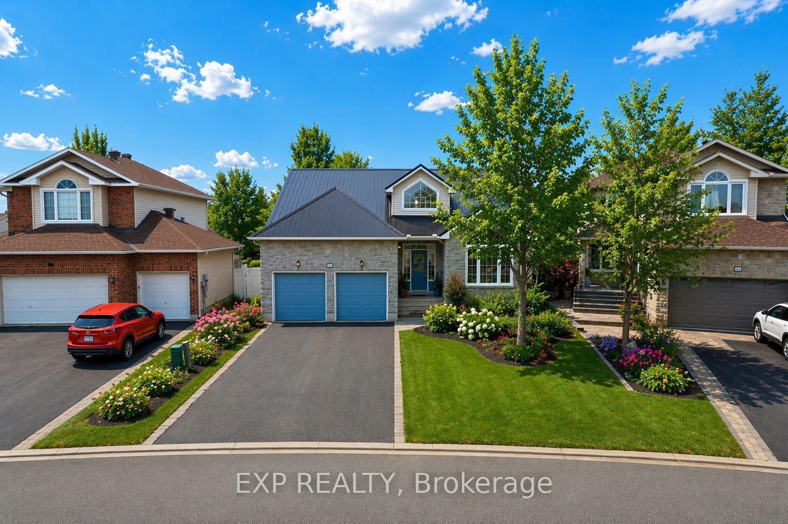 80 La Prairie Street, Russell, ON, exterior