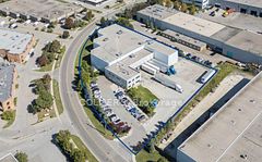 19 Automatic Road, Brampton, ON, exterior
