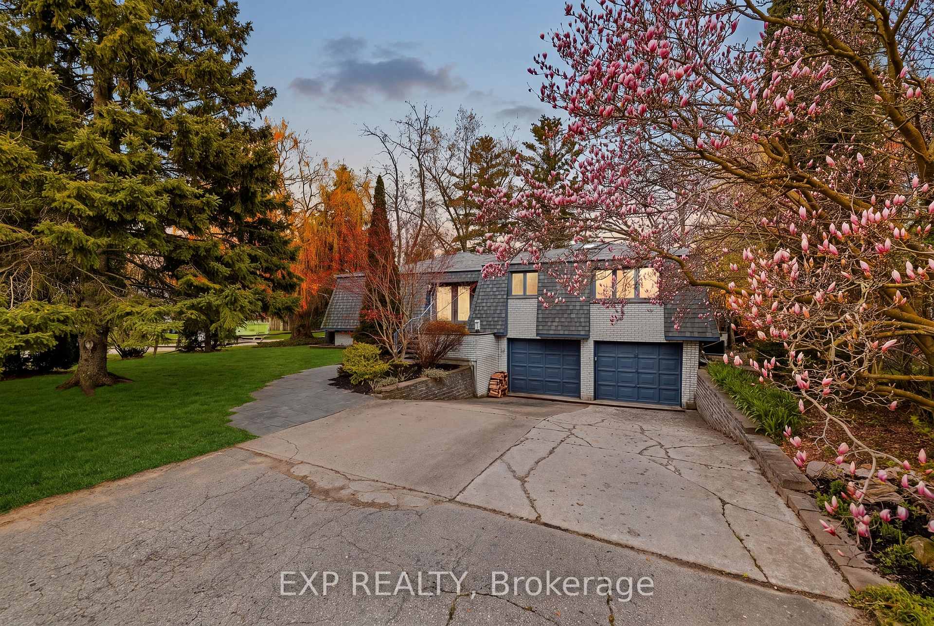 459 Lee Avenue, Waterloo, ON, exterior