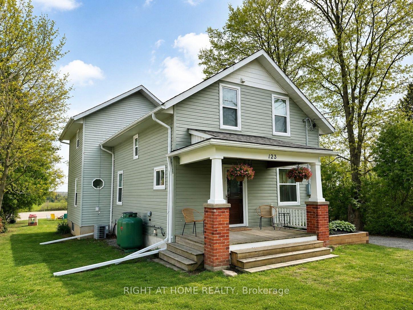 123 John Street, Kawartha Lakes, ON, exterior