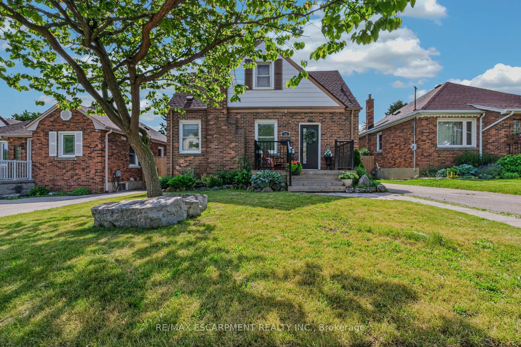 43 Woodbridge Road, Hamilton, ON, exterior