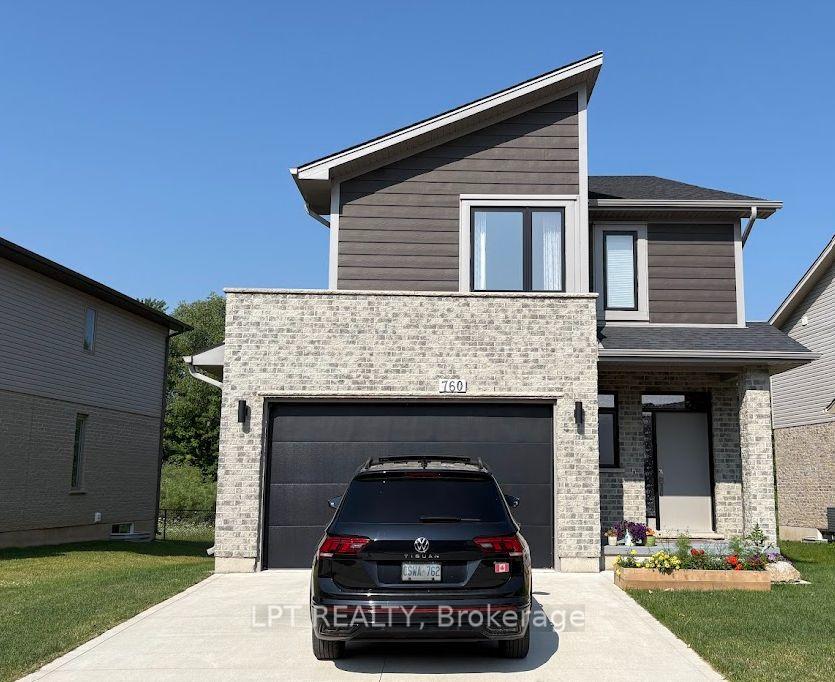 760 Chelton Road, London South, ON, exterior