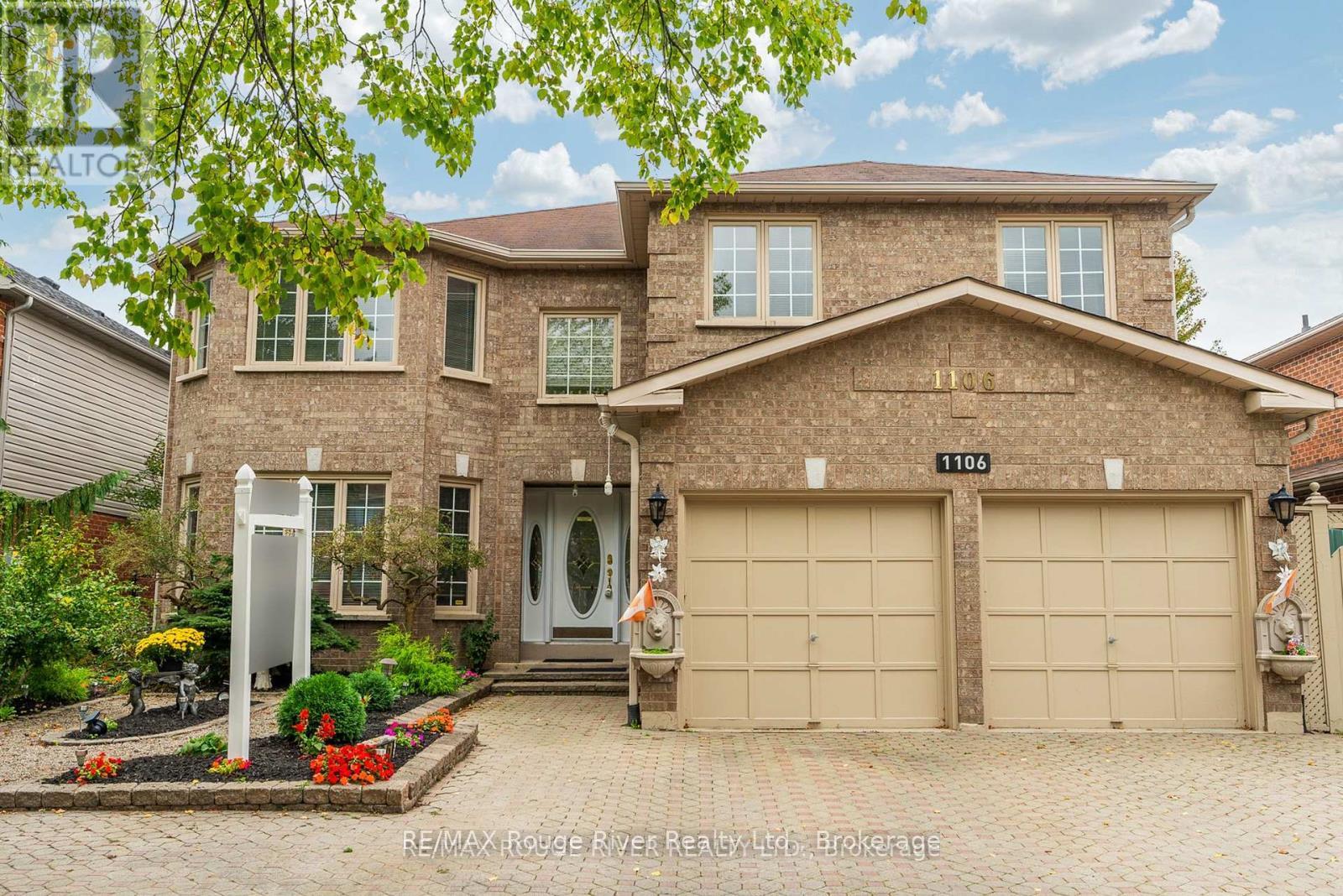 1106 Ridge Valley Drive, Oshawa, ON, exterior
