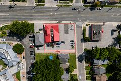 1520 Main Street W, Hamilton, ON, exterior