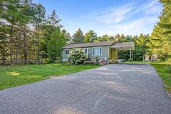 528 South Baptiste Lake Road, Hastings Highlands, ON, exterior