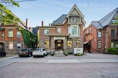 34 Madison Avenue, Toronto C02, ON, exterior