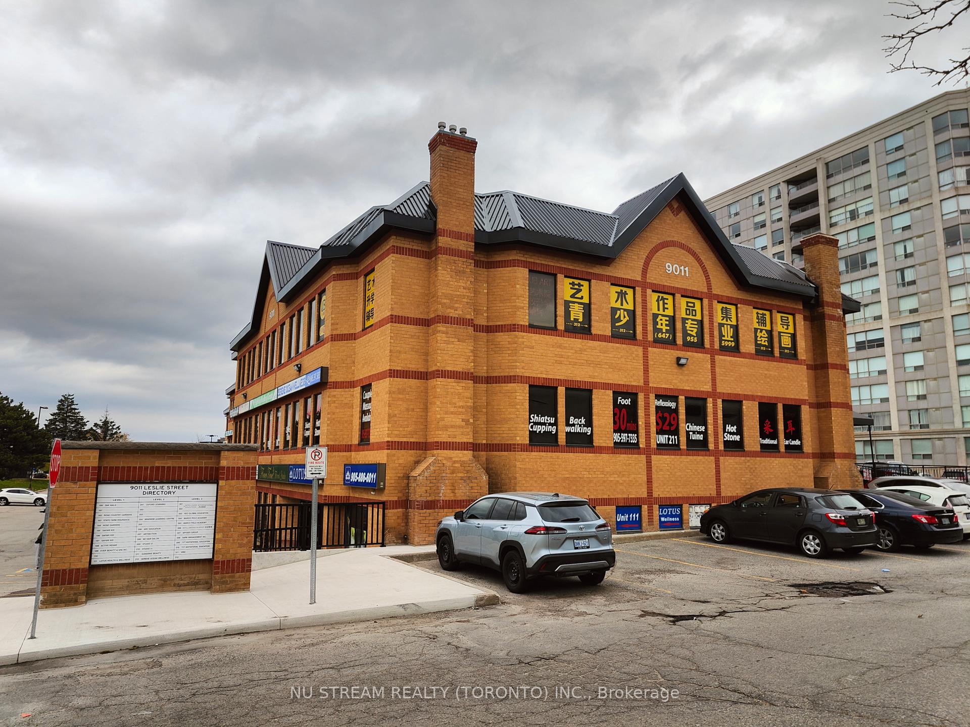 100 - 9011 Leslie Street, Richmond Hill, ON, exterior