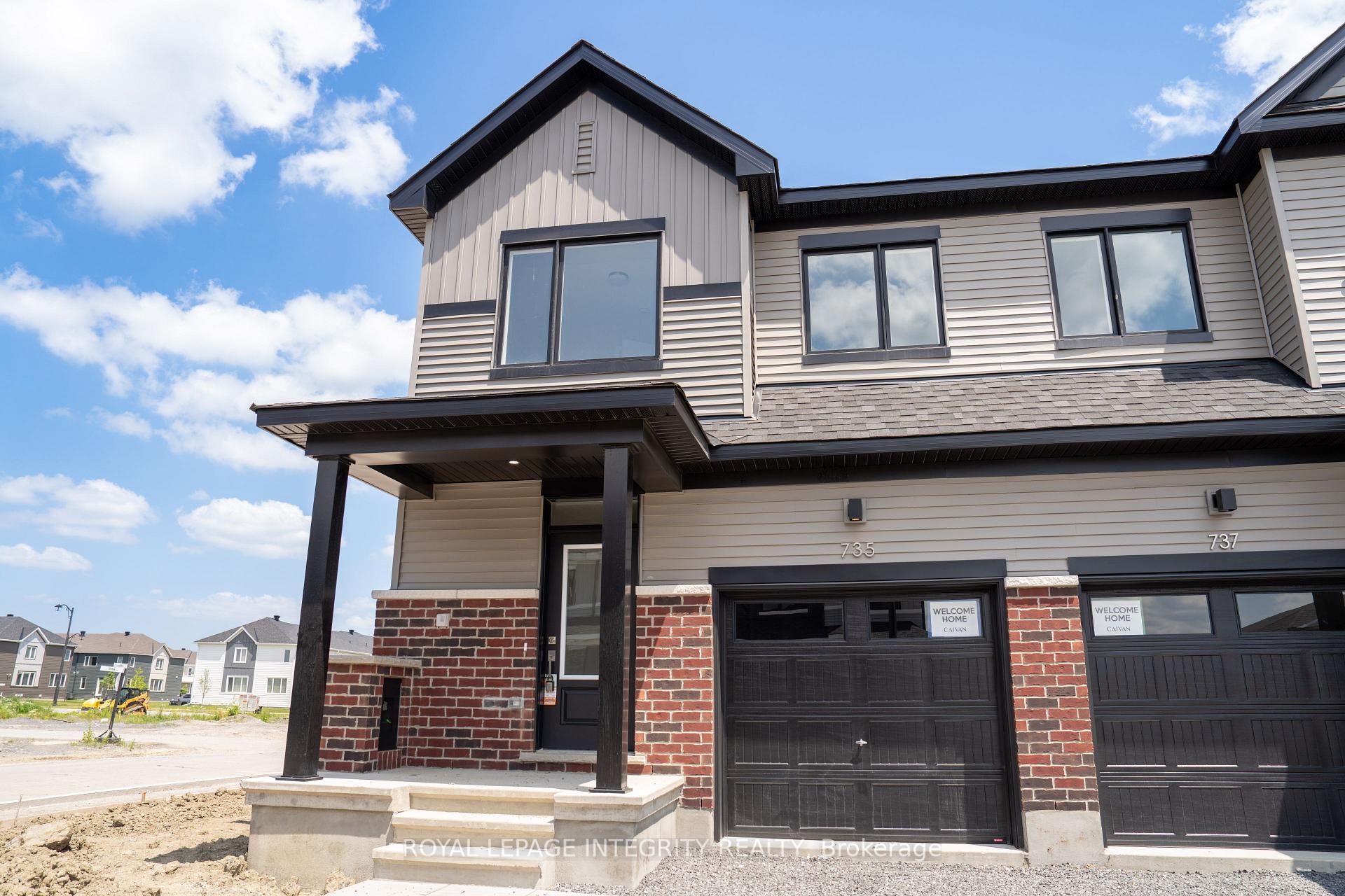 735 HAFLINGER Row, Stittsville - Munster - Richmond, ON, exterior