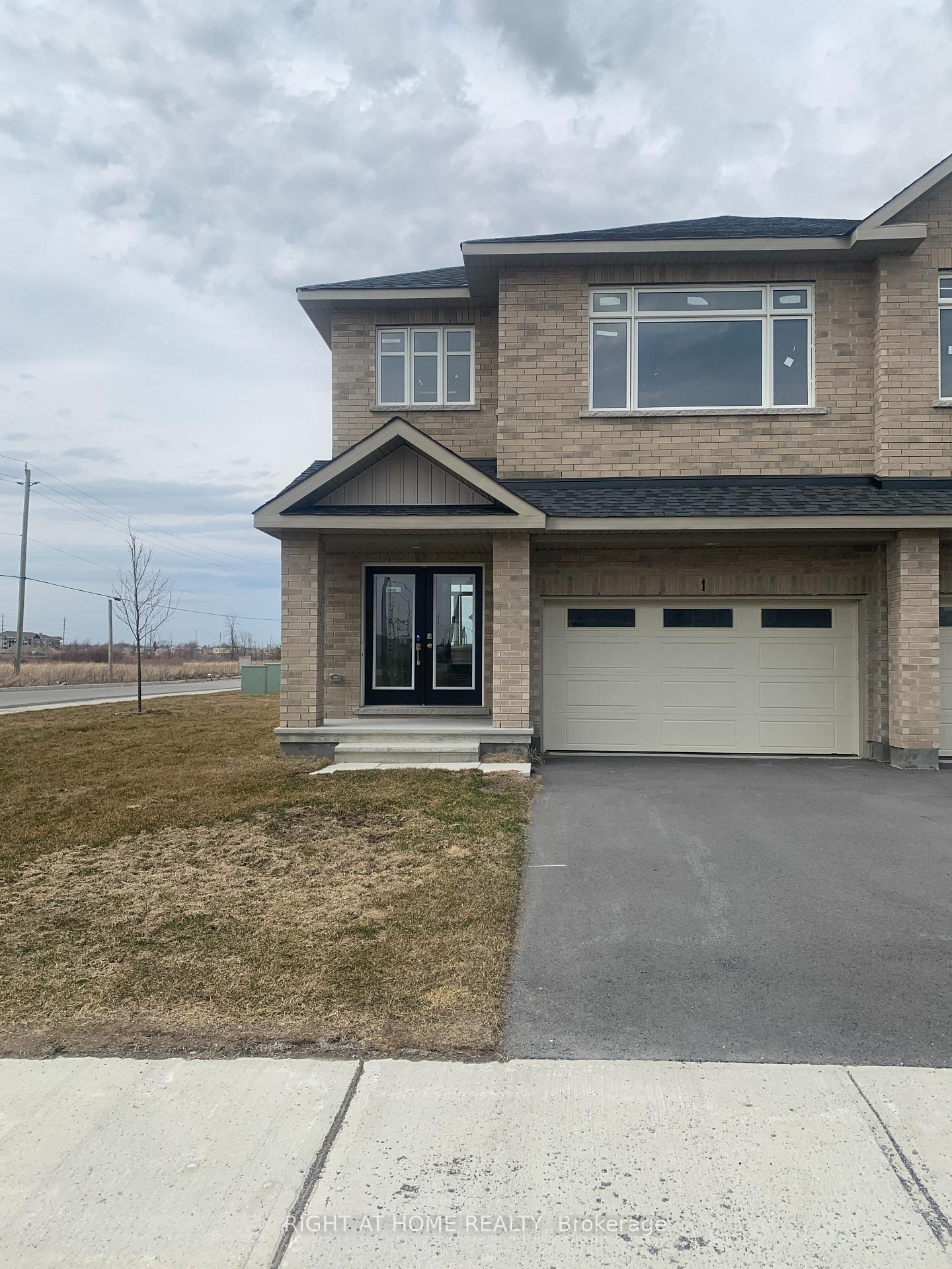 1 Wylie Way, Carleton Place, ON, exterior