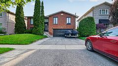 57 Foxhunt Trail, Clarington, ON, exterior
