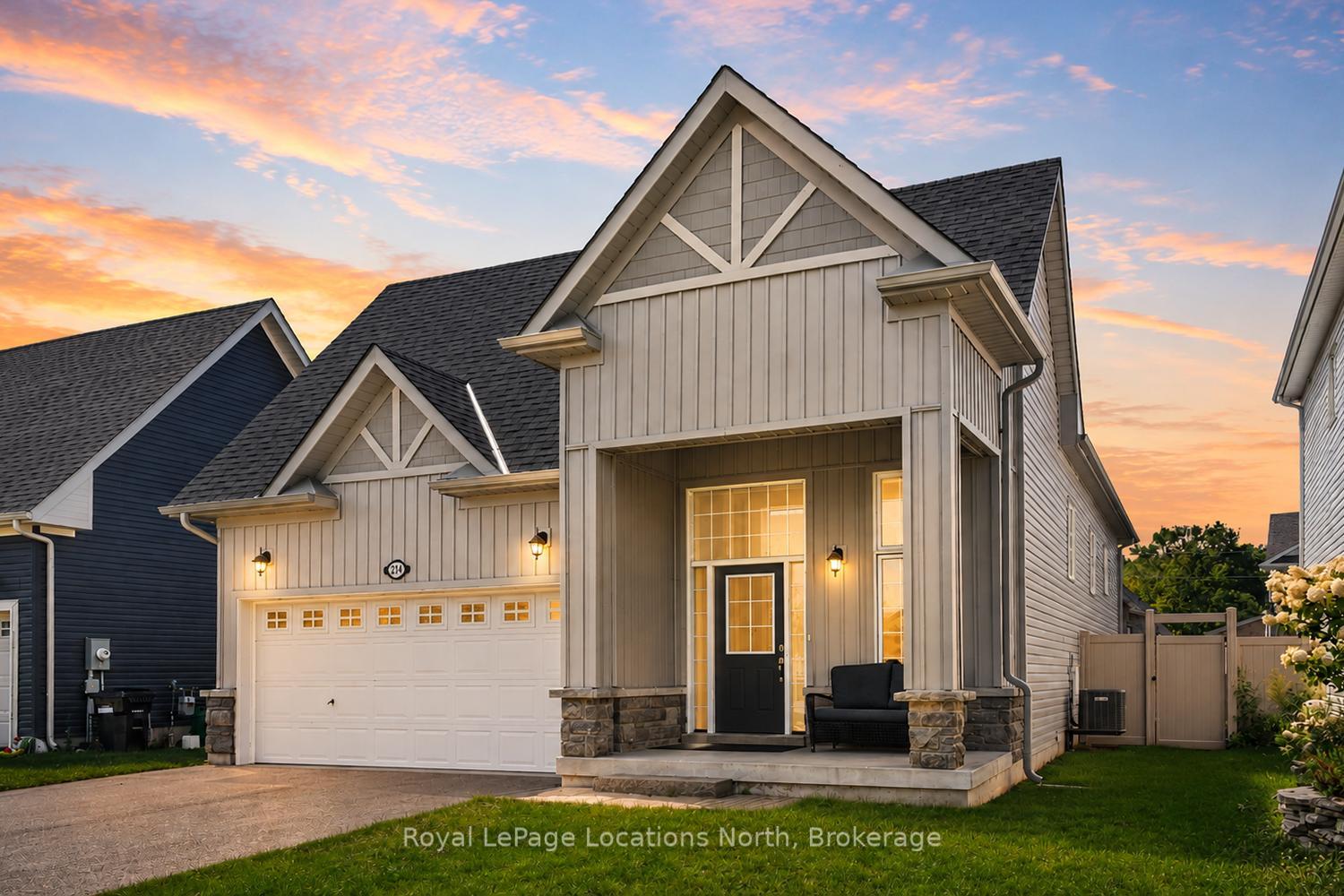 214 SPRINGFIELD Crescent, Clearview, ON, exterior