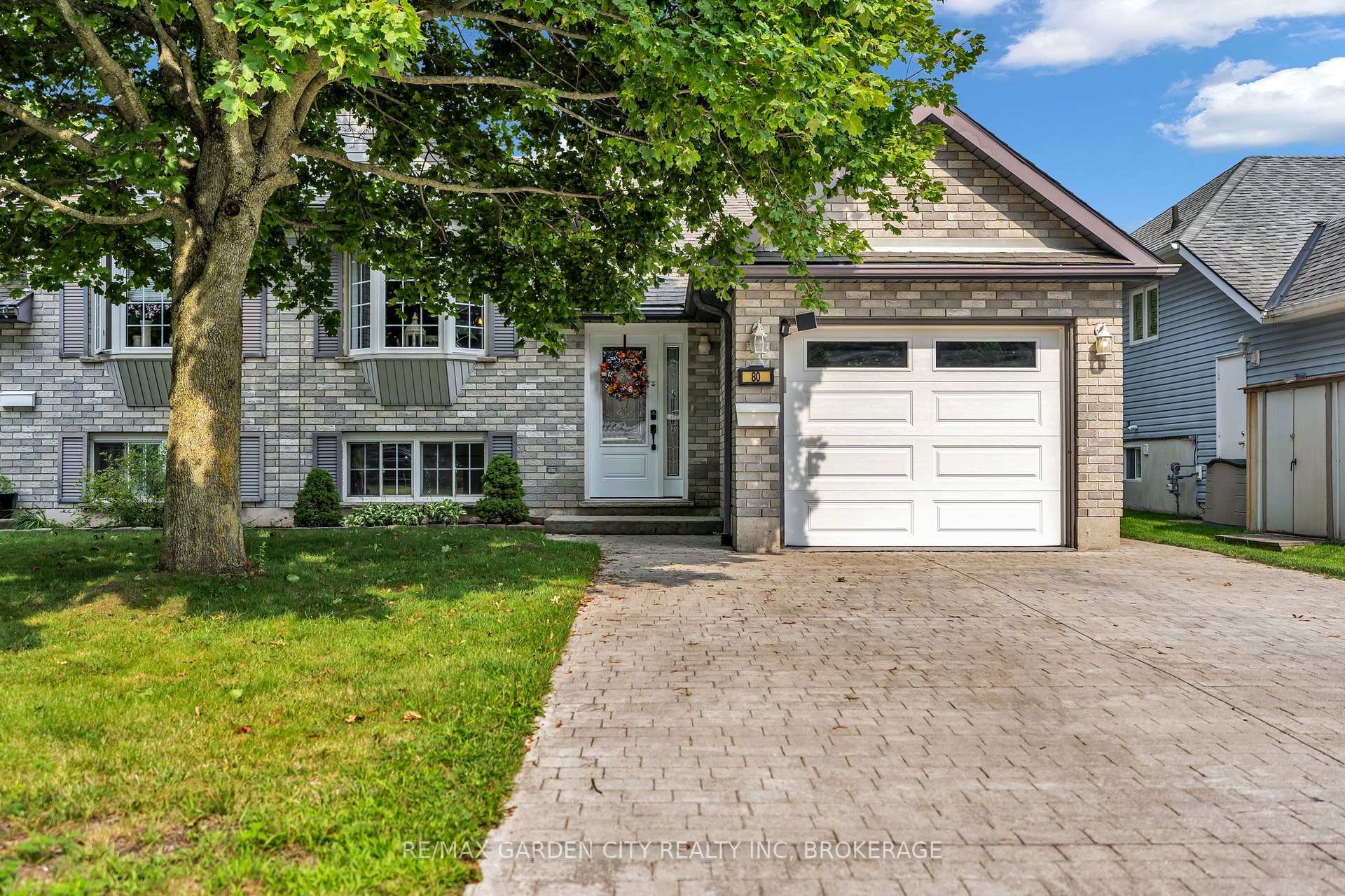 80 Beckett Boulevard, Tillsonburg, ON, exterior