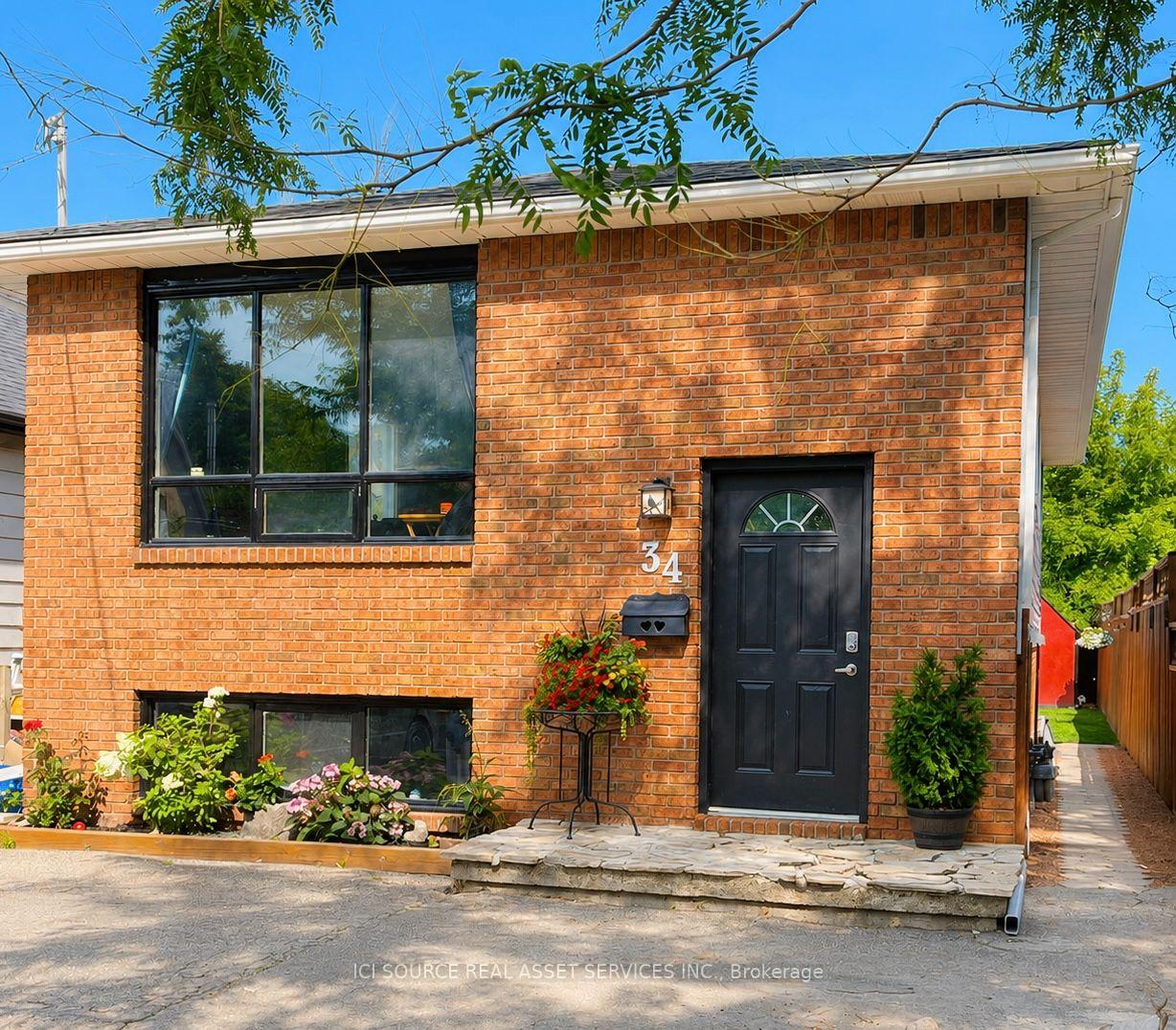 34 Grantham Avenue, St. Catharines, ON, exterior