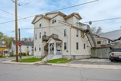 432 Barrie Street, Kingston, ON, exterior