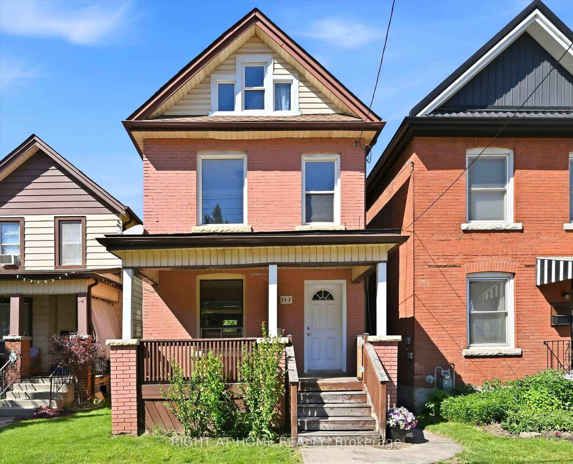 343 Cumberland Avenue, Hamilton, ON, exterior
