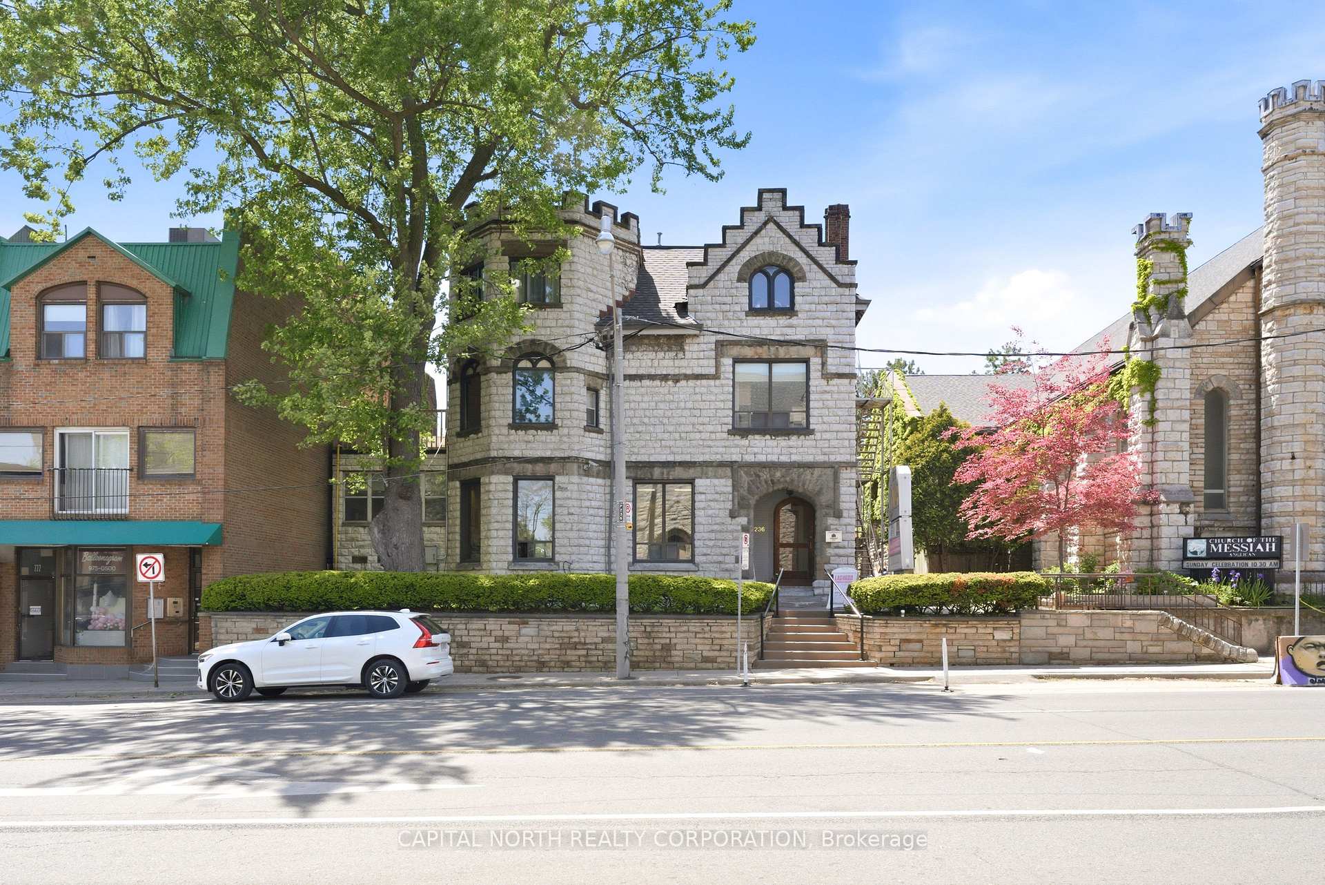 2nd Floor - 236 Avenue Road, Toronto C02, ON, exterior