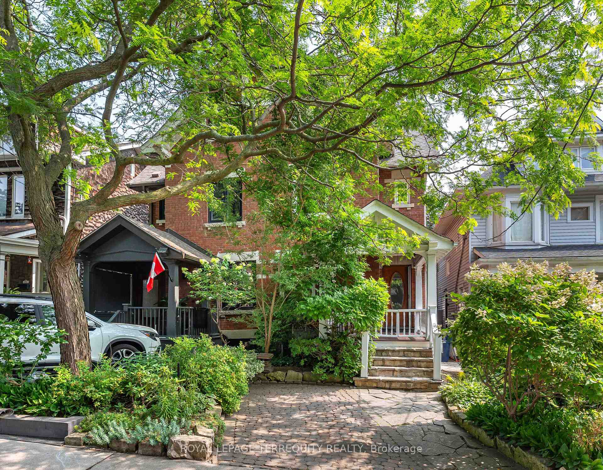 89 Leuty Avenue, Toronto E02, ON, exterior