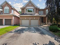 100 Carlyle Crescent, Aurora, ON, exterior