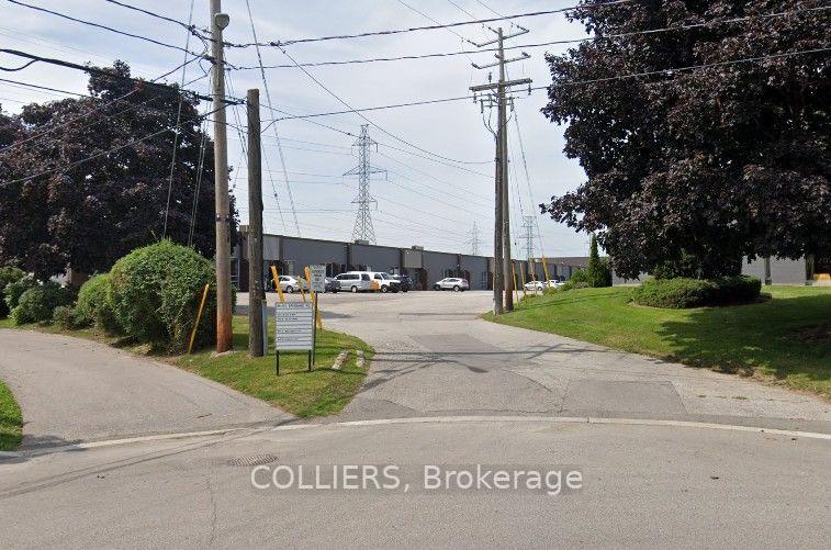 4 - 99 Brisbane Road, Toronto W05, ON, exterior