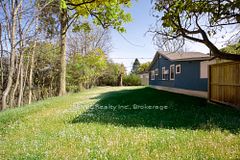 405 Oxford Avenue, Fort Erie, ON, exterior
