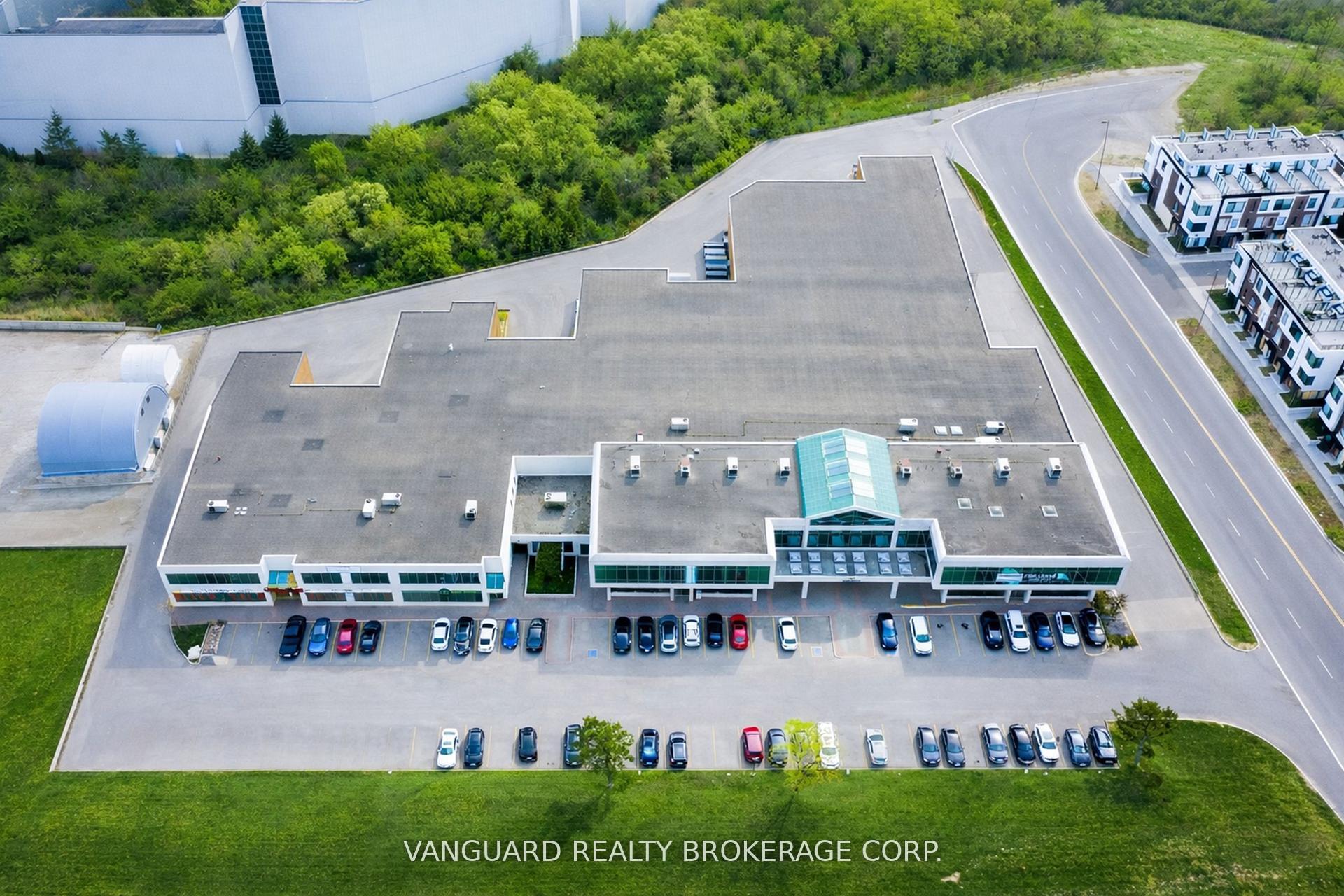 3 & 200 - 7941 Jane Street, Vaughan, ON, exterior