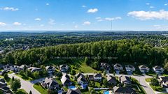 406 Country Lane, Selwyn, ON, exterior